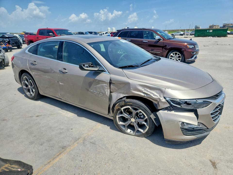 Photo 4 from auction – 2024 CHEVROLET MALIBU with VIN 1G1ZD5ST4RF217442
