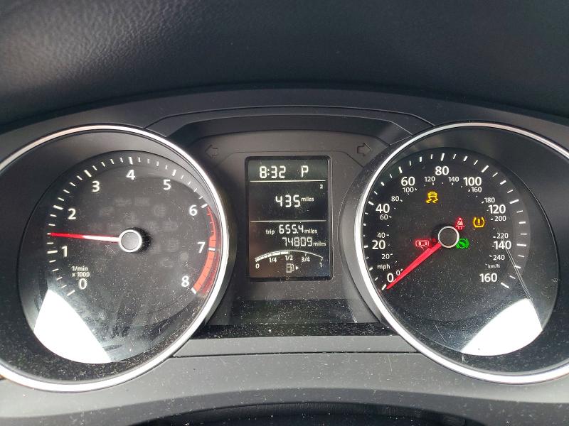 Photo 9 from auction – 2017 VOLKSWAGEN JETTA with VIN 3VW2B7AJ8HM331403