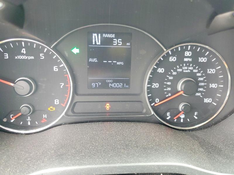 Photo 9 from auction – 2017 KIA FORTE5 with VIN KNAFK5A89H5680403