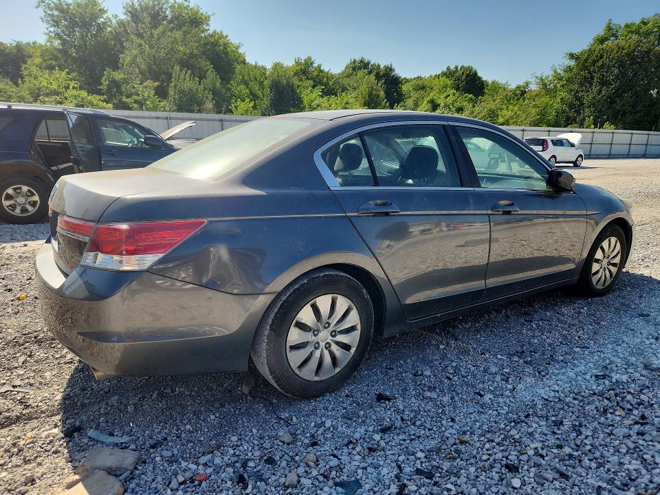 Photo 3 from auction – 2012 HONDA ACCORD with VIN 1HGCP2F37CA088843