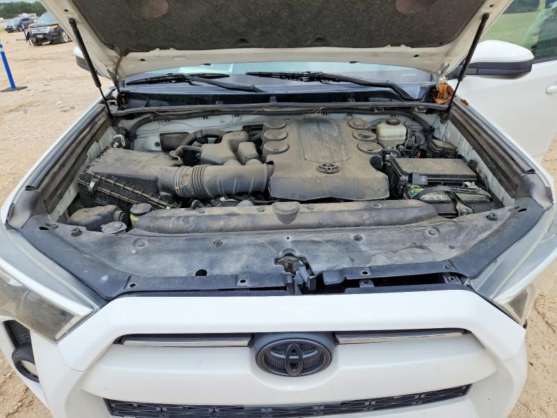 Photo 12 from auction – 2020 TOYOTA 4RUNNER with VIN JTEBU5JR0L5808598