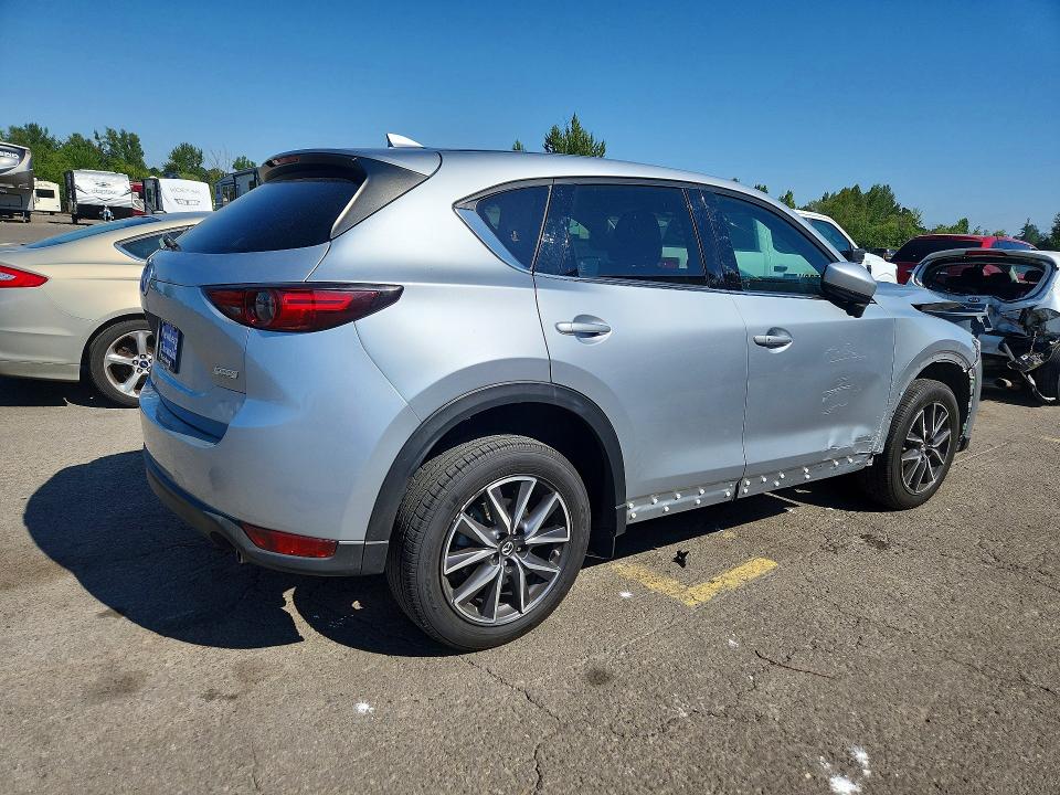 Photo 3 from auction – 2018 MAZDA CX-5 with VIN JM3KFADM2J1353823