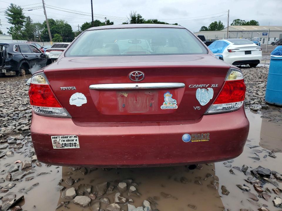 Photo 6 from auction – 2005 TOYOTA CAMRY with VIN 4T1BF30K35U087897