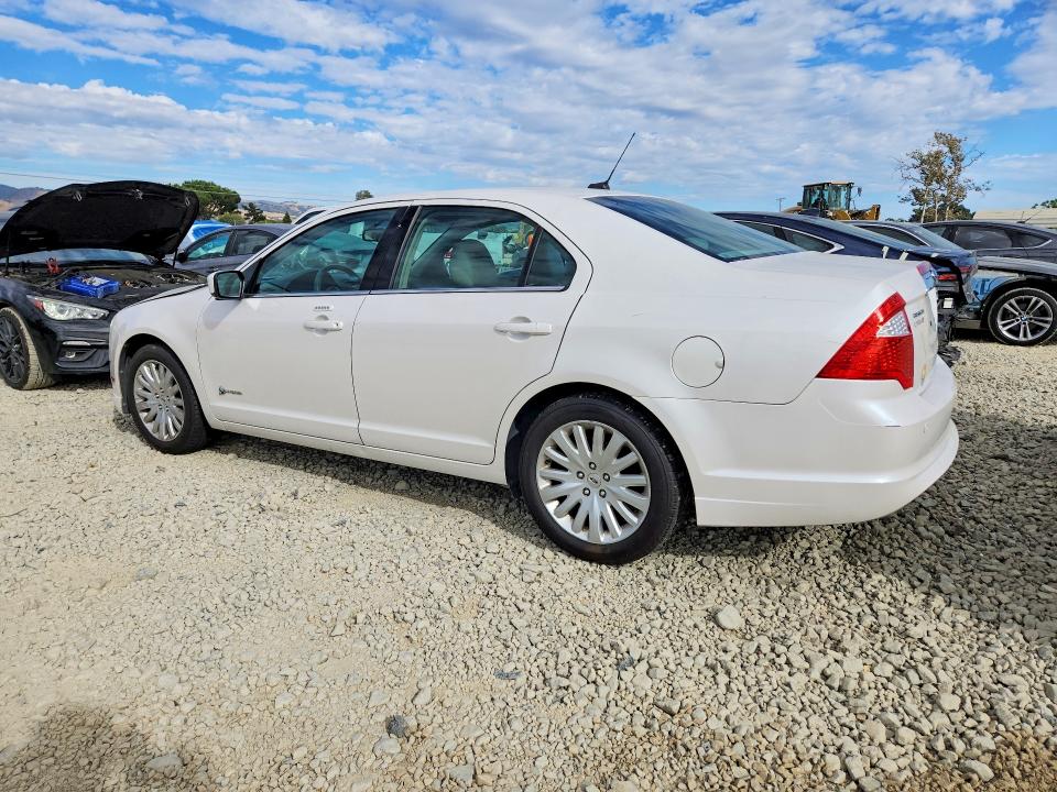 Фото 2 с аукциона – 2010 FORD FUSION с VIN 3FADP0L37AR135731