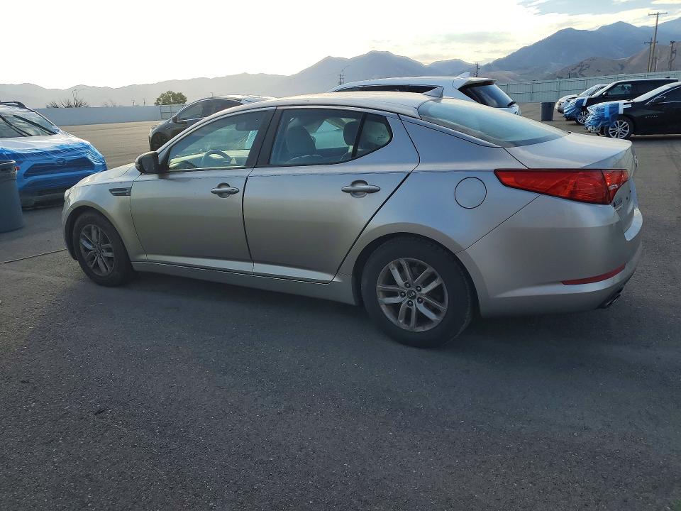 Photo 2 from auction – 2011 KIA OPTIMA with VIN KNAGM4A71B5059339