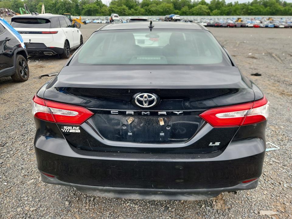 Photo 6 from auction – 2019 TOYOTA CAMRY with VIN 4T1B11HK2KU742490