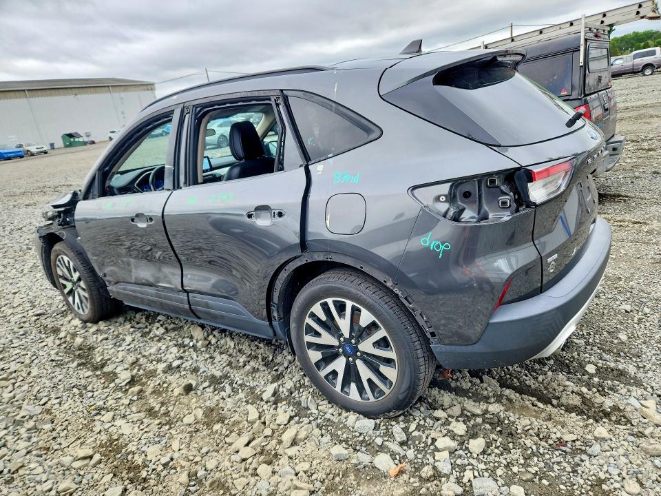 Photo 2 from auction – 2020 FORD ESCAPE with VIN 1FMCU9BZ6LUB46560