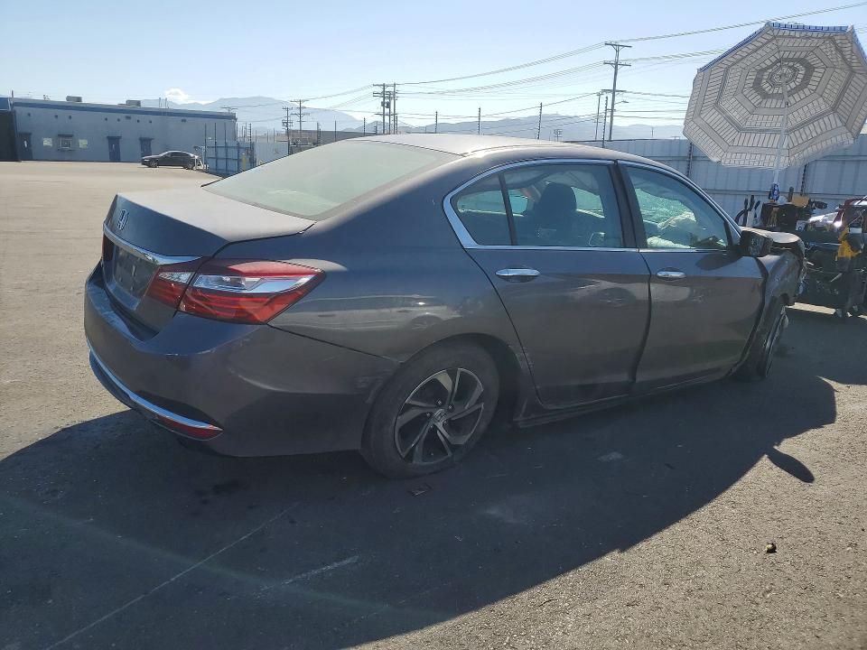 Photo 3 from auction – 2017 HONDA ACCORD with VIN 1HGCR2F36HA266775