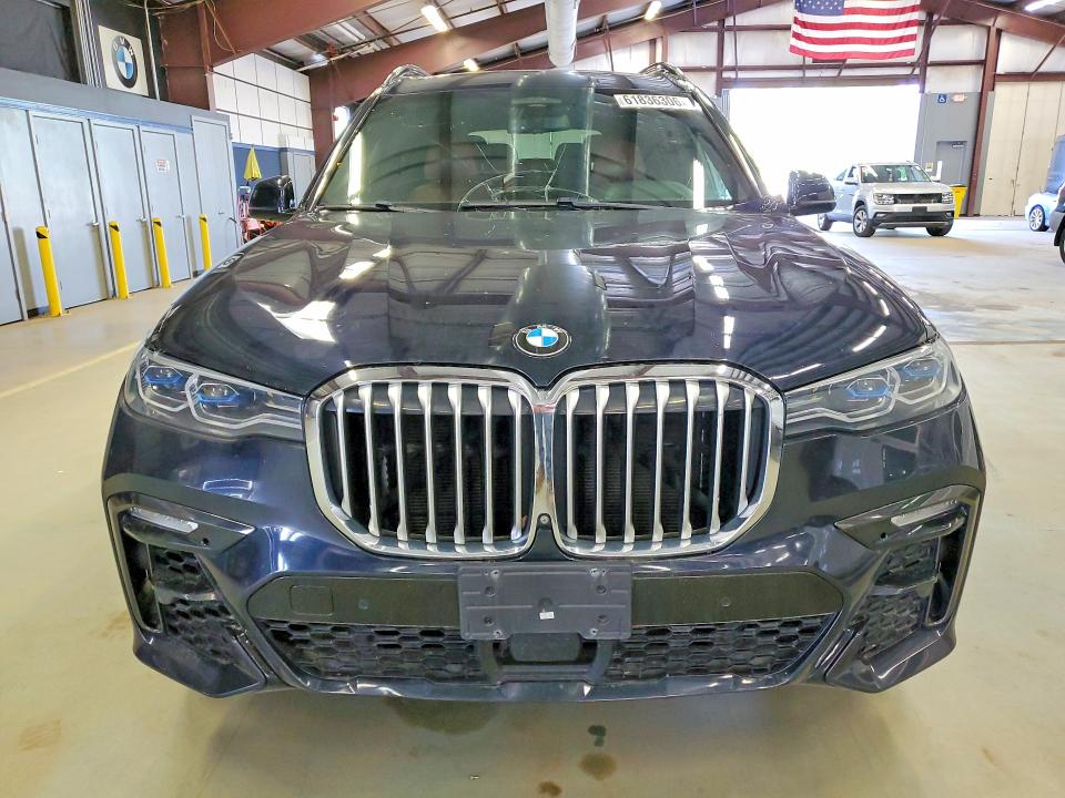 Photo 5 from auction – 2019 BMW X7 with VIN 5UXCX4C54KLB39669