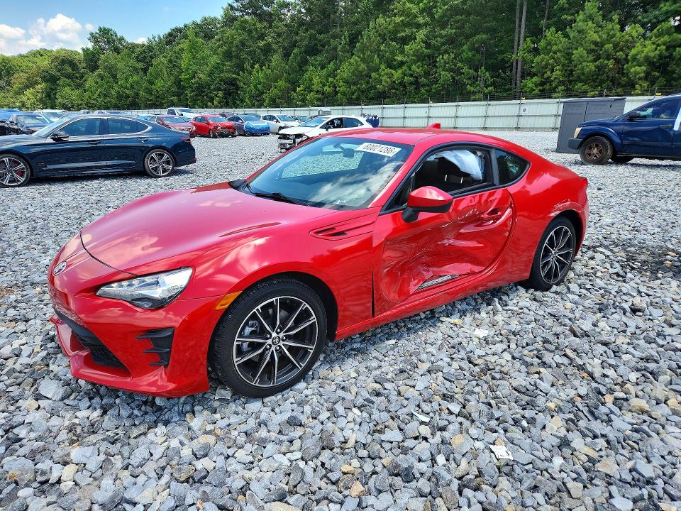 TOYOTA 86 2017 with VIN JF1ZNAA19H9701655 - Photo from auction