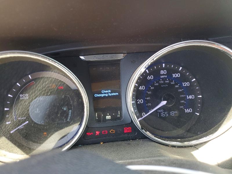 Photo 9 from auction – 2014 HYUNDAI SONATA with VIN KMHEC4A41EA111806
