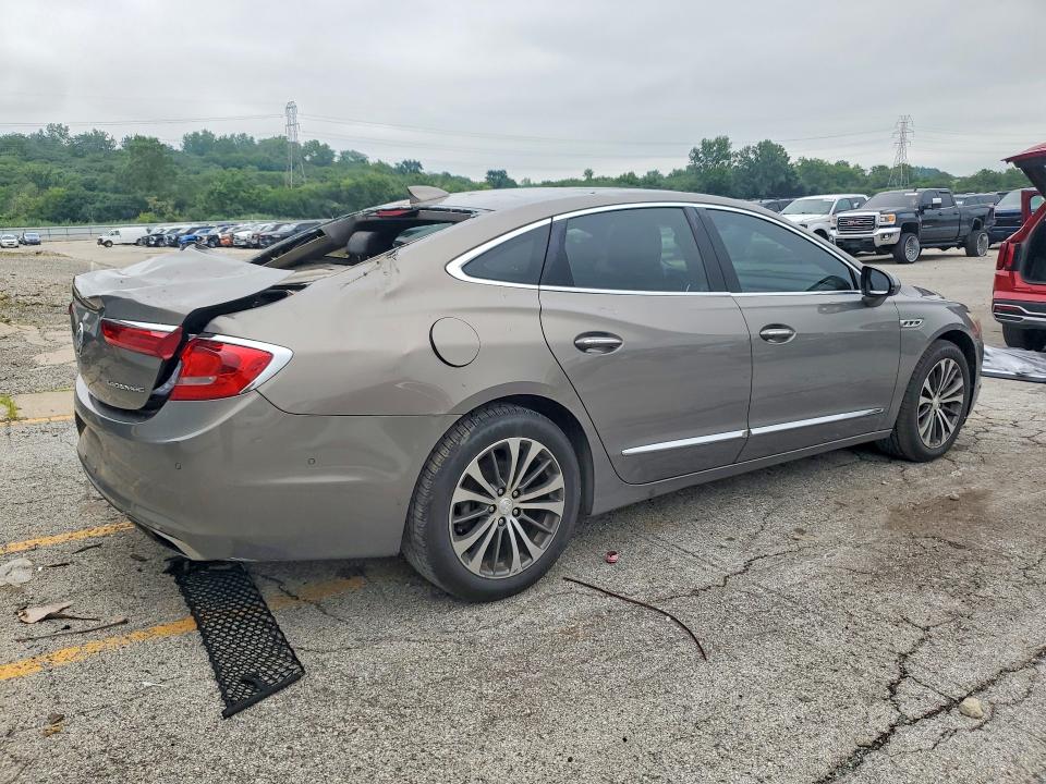 Photo 3 from auction – 2017 BUICK LACROSSE with VIN 1G4ZR5SS3HU155845