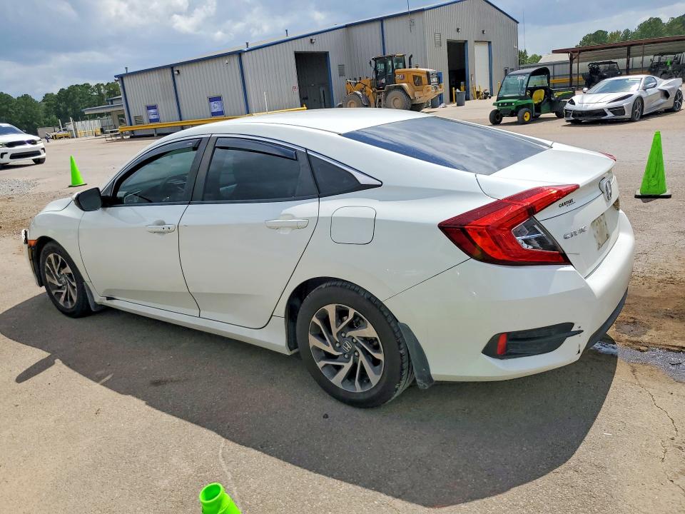 Photo 2 from auction – 2016 HONDA CIVIC with VIN 19XFC2F7XGE013843