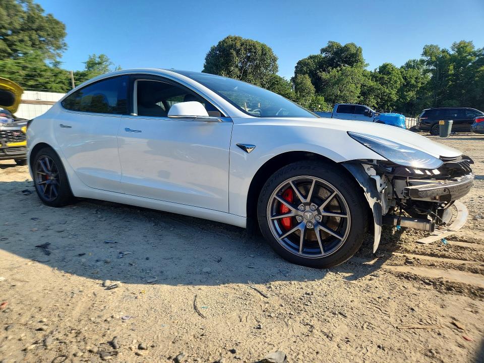 Photo 4 from auction – 2020 TESLA MODEL 3 with VIN 5YJ3E1EC6LF624091