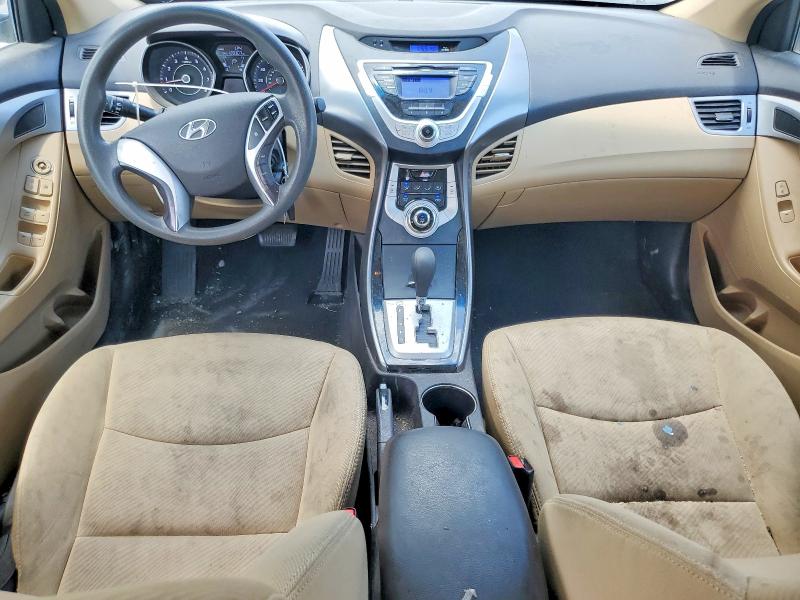 Photo 8 from auction – 2012 HYUNDAI ELANTRA with VIN 5NPDH4AE5CH066823