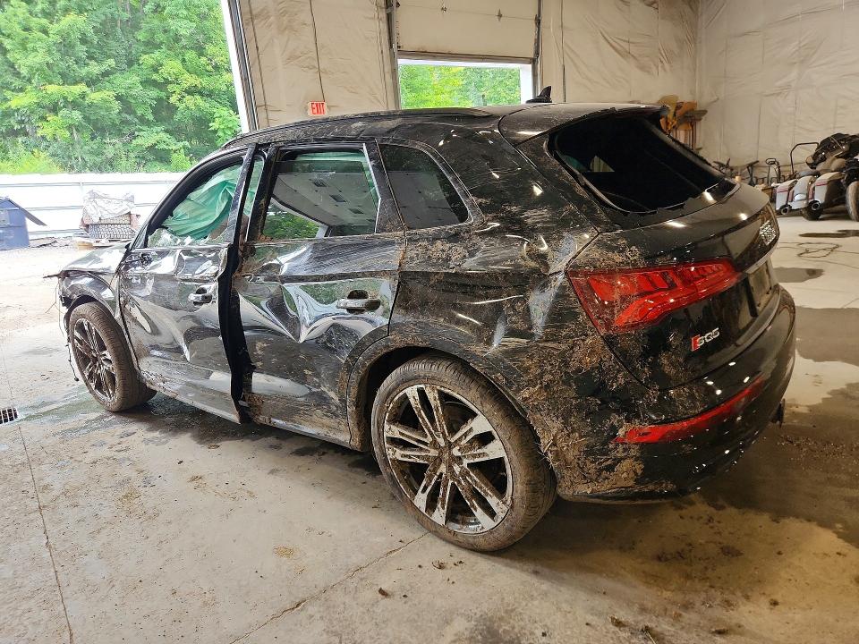 Photo 2 from auction – 2019 AUDI SQ5 with VIN WA1C4BFY4K2062609