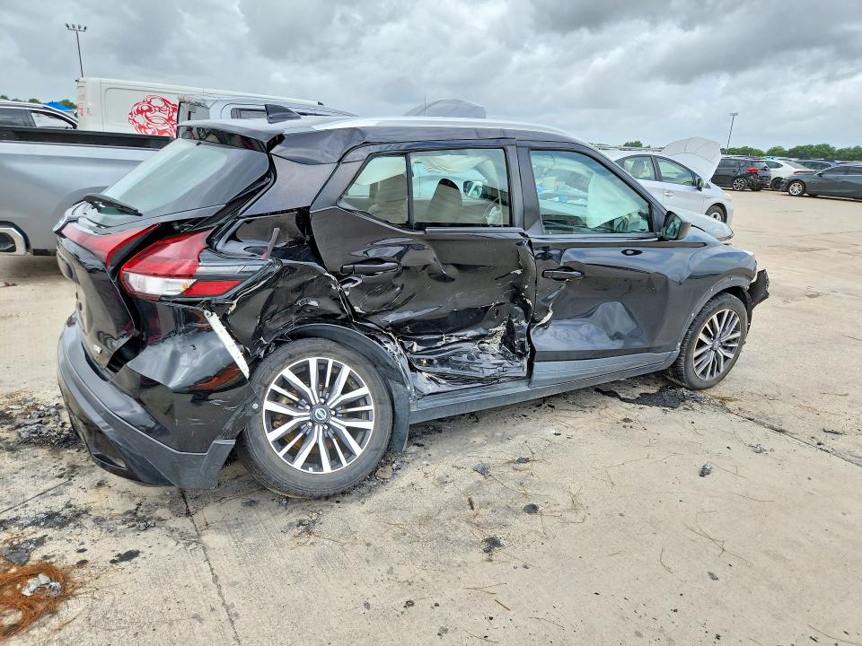 Photo 3 from auction – 2021 NISSAN KICKS with VIN 3N1CP5CV3ML482987