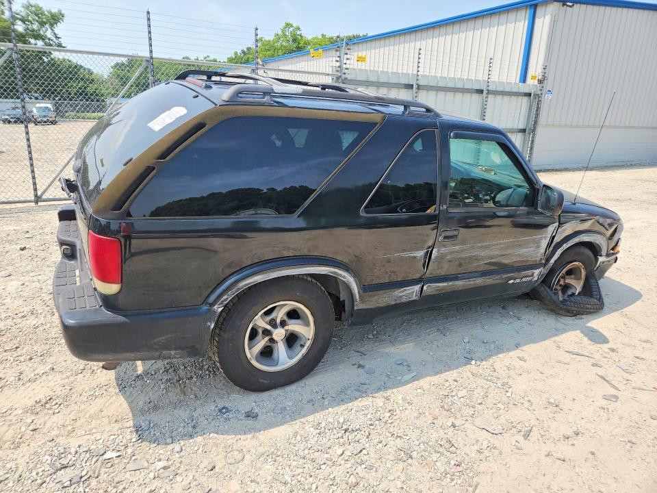 صورة رقم 3 من المزاد - 2001 CHEVROLET BLAZER مع VIN 1GNCS18W21K238032