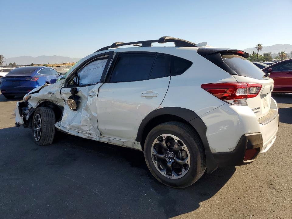 Photo 2 from auction – 2021 SUBARU CROSSTREK with VIN JF2GTAEC8MH330993