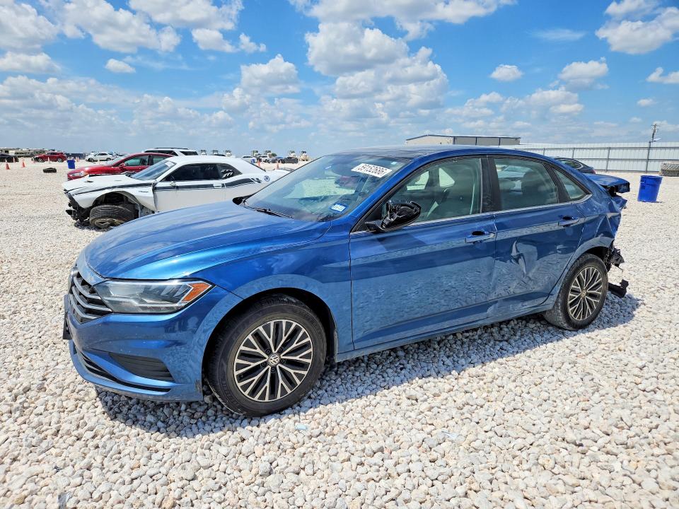 VOLKSWAGEN JETTA 2020 with VIN 3VWCB7BU9LM045923 - Photo from auction