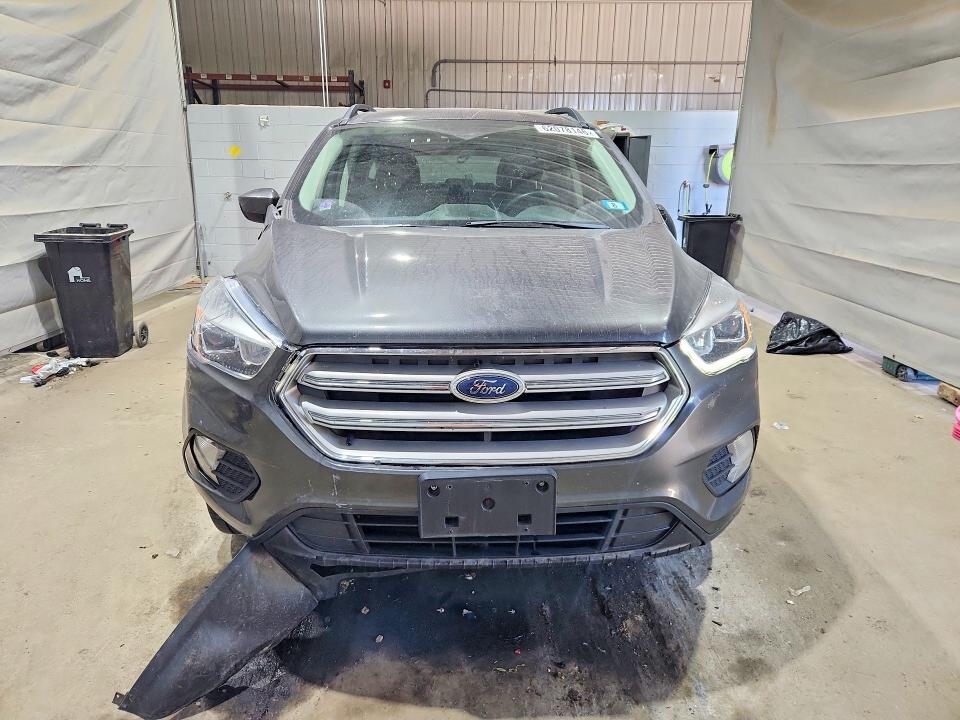 Photo 5 from auction – 2018 FORD ESCAPE SEL with VIN 1FMCU9HD3JUB50056