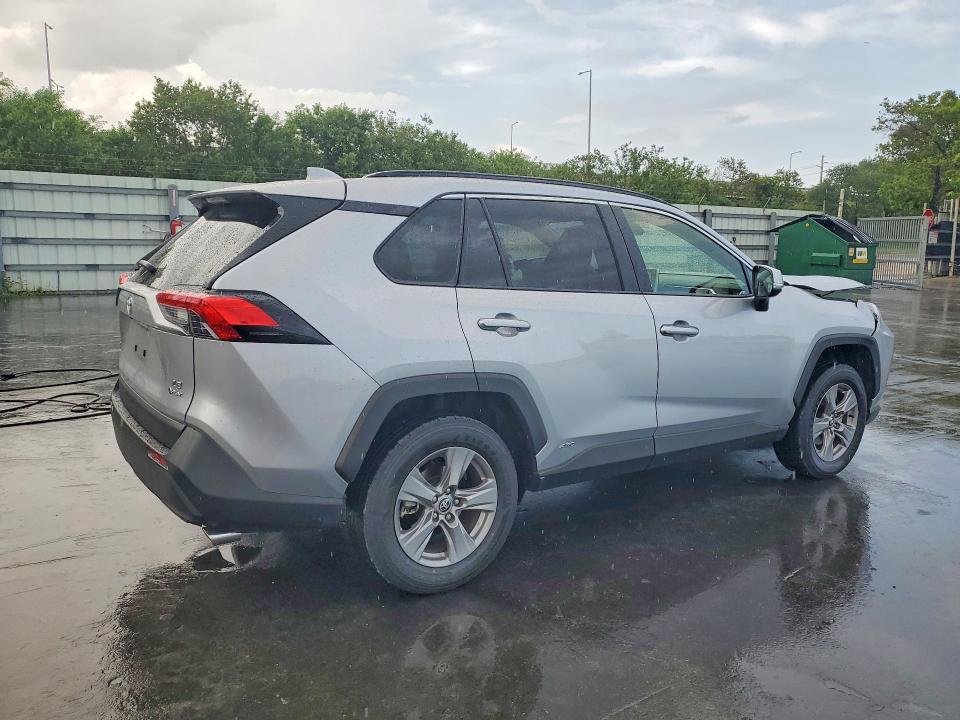 Photo 3 from auction – 2025 TOYOTA RAV4 with VIN JTMMWRFV8SD330410