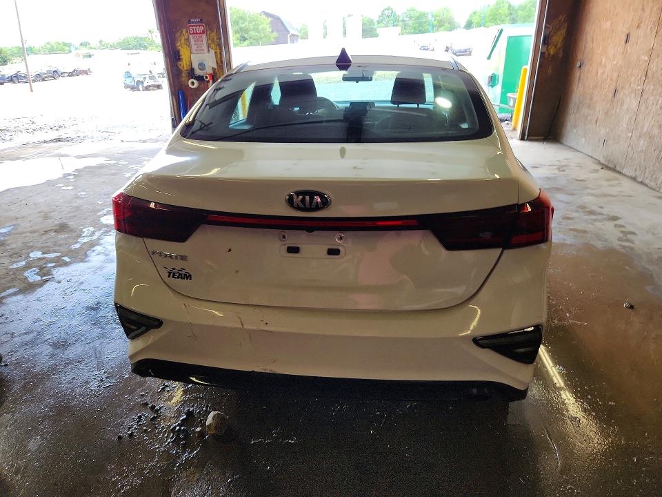 Photo 6 from auction – 2021 KIA FORTE with VIN 3KPF24AD9ME331590
