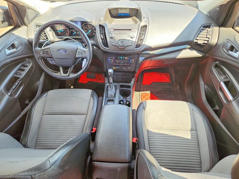 Photo 8 from auction – 2017 FORD ESCAPE with VIN 1FMCU0GD9HUE15313