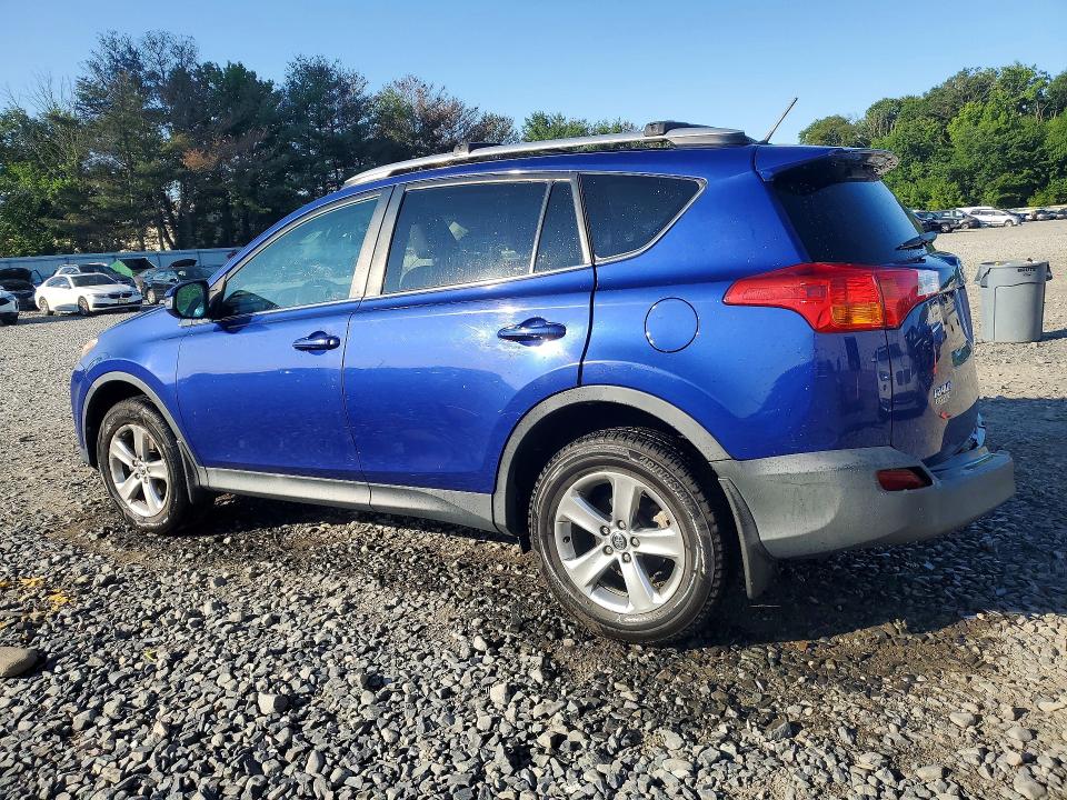 Фото 2 с аукциона – 2015 TOYOTA RAV4 с VIN 2T3RFREV8FW366825