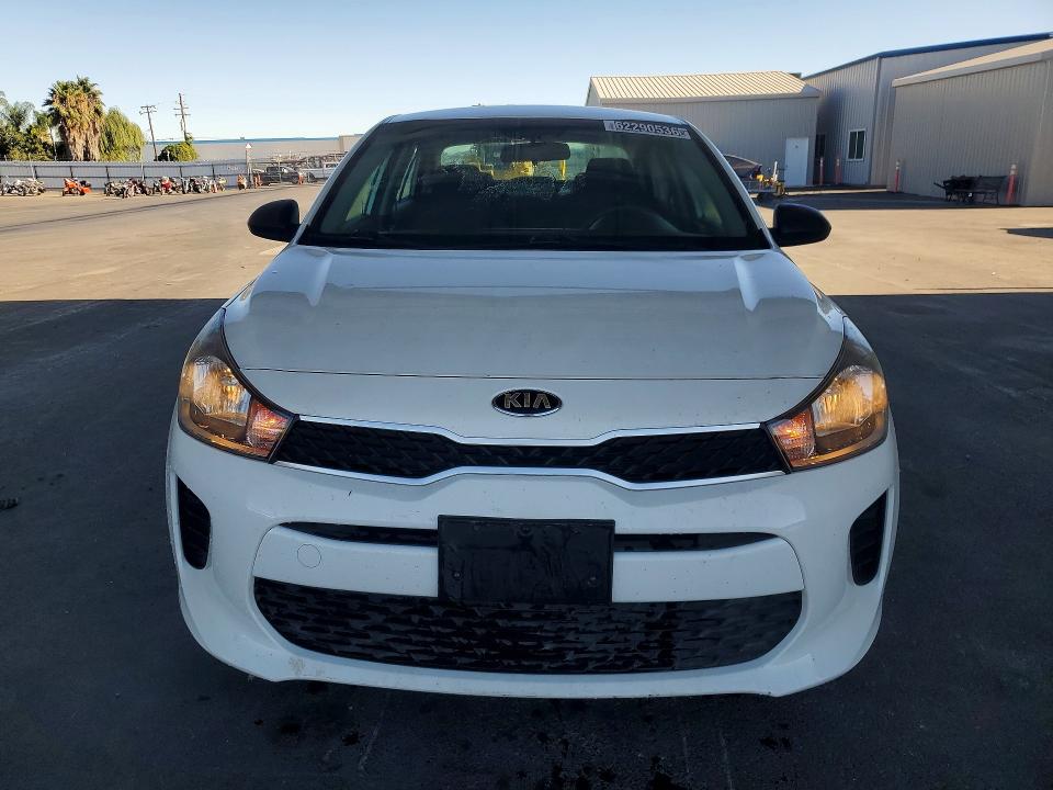 Photo 5 from auction – 2018 KIA RIO with VIN 3KPA24AB5JE048771