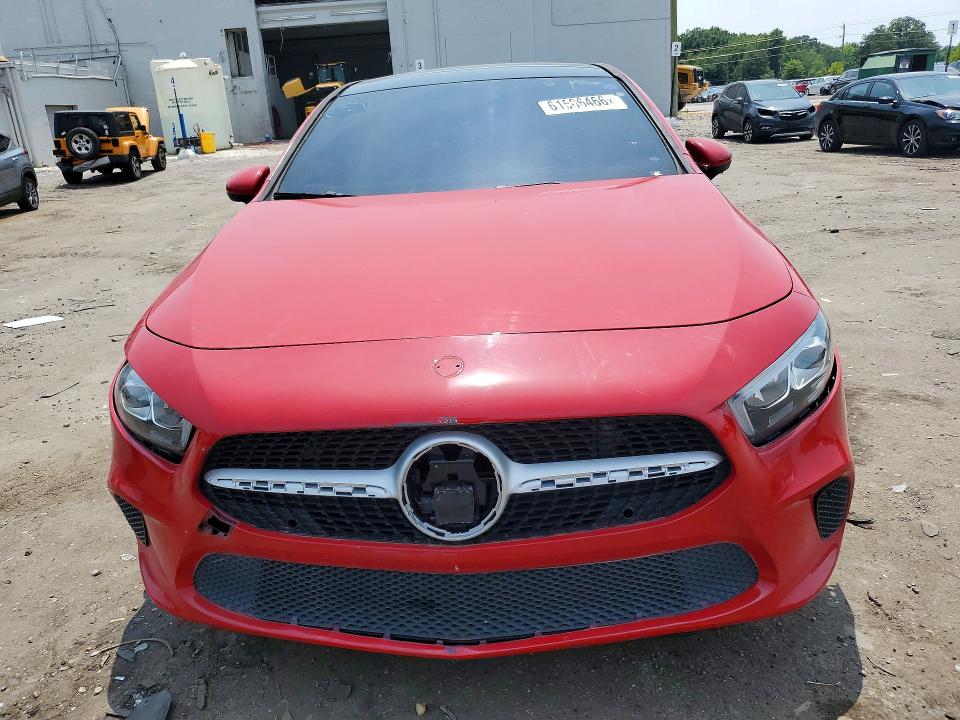 Photo 5 from auction – 2020 MERCEDES-BENZ A CLASS with VIN W1K3G4EB1LW047409