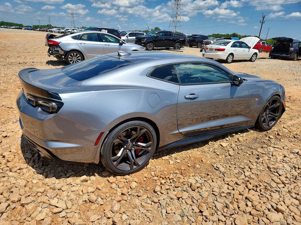 Photo 3 from auction – 2022 CHEVROLET CAMARO with VIN 1G1FE1R79N0100115