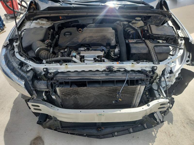 Photo 11 from auction – 2017 CHEVROLET MALIBU with VIN 1G1ZB5ST1HF113799