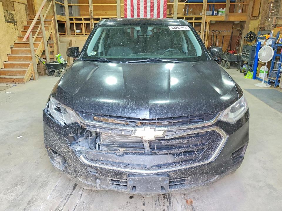 Photo 5 from auction – 2018 CHEVROLET TRAVERSE with VIN 1GNEVFKW2JJ201185