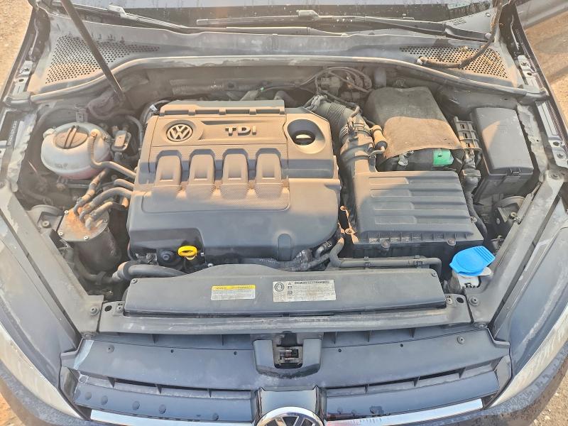 Photo 11 from auction – 2015 VOLKSWAGEN GOLF with VIN 3VW2A7AUXFM085593