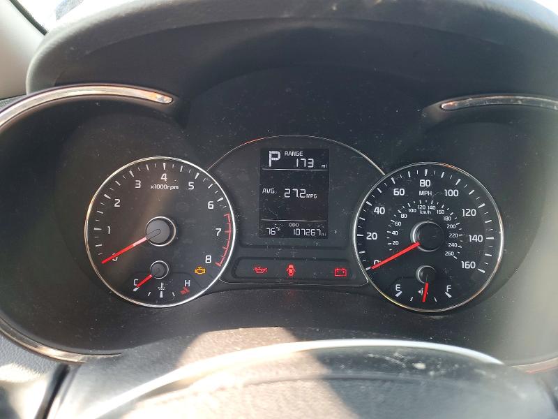 Photo 9 from auction – 2017 KIA FORTE with VIN 3KPFK4A70HE139927