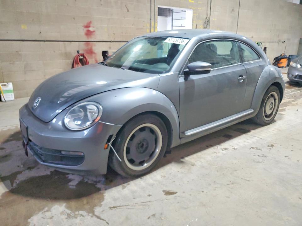 2012 VOLKSWAGEN BEETLE - Търг №63129236