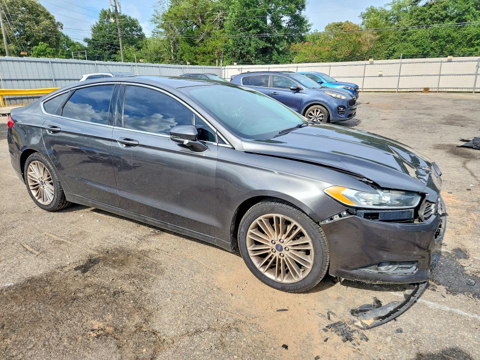 Photo 4 from auction – 2016 FORD FUSION with VIN 3FA6P0HD0GR311411