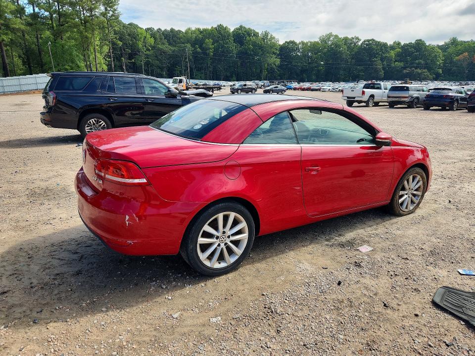 Photo 3 from auction – 2012 VOLKSWAGEN EOS with VIN WVWBW7AH1CV001301