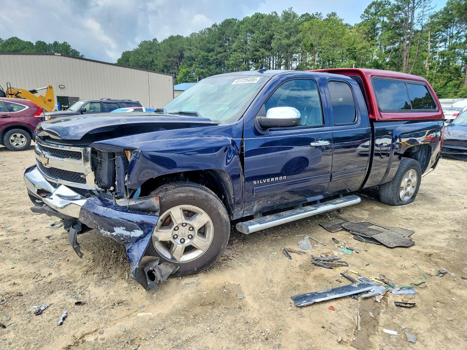 CHEVROLET SILVERADO 2011 with VIN 1GCRKSE34BZ216464 - Photo from auction