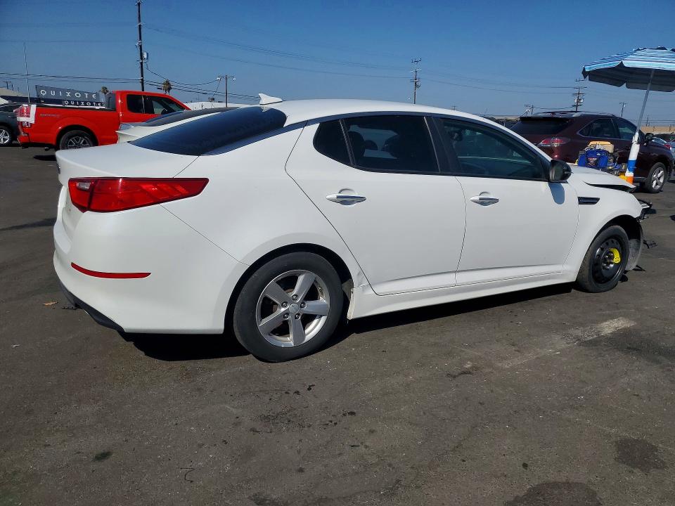 Photo 3 from auction – 2014 KIA OPTIMA with VIN 5XXGM4A70EG303257