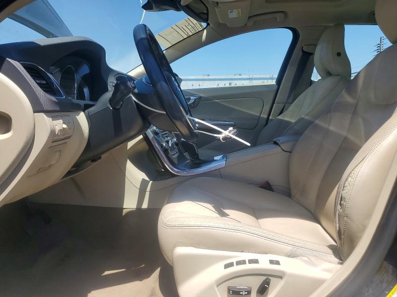Photo 7 from auction – 2015 VOLVO V60 with VIN YV126MED8F1192212