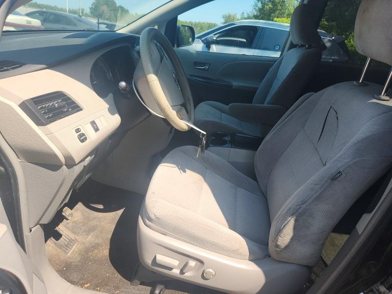 Photo 7 from auction – 2011 TOYOTA SIENNA with VIN 5TDXK3DC9BS127036