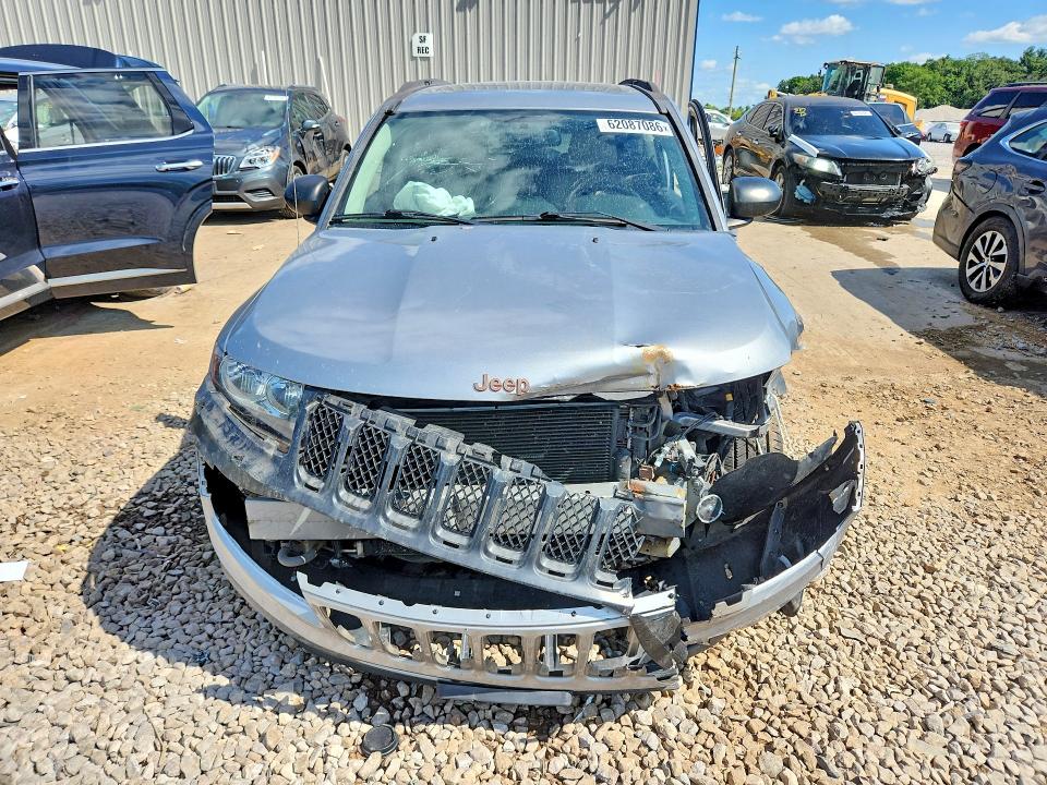 Photo 5 from auction – 2016 JEEP COMPASS with VIN 1C4NJDBB1GD733881