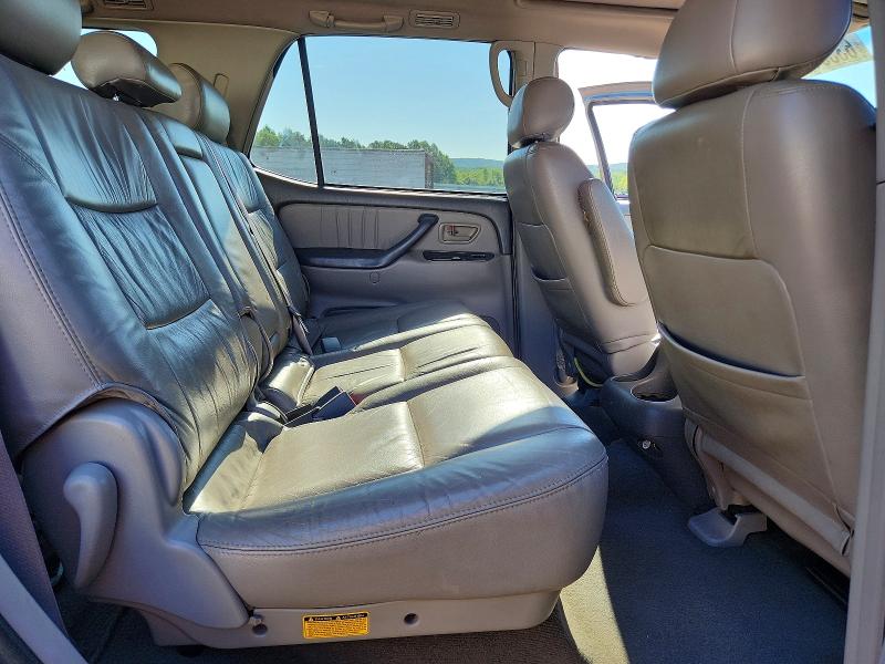 Photo 11 from auction – 2001 TOYOTA SEQUOIA with VIN 5TDBT48A41S044943