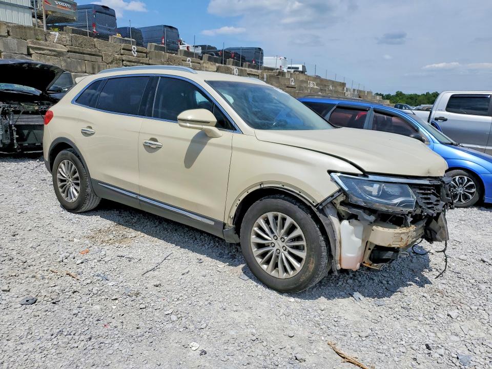 Photo 4 from auction – 2018 LINCOLN MKX with VIN 2LMPJ6KR5JBL41002