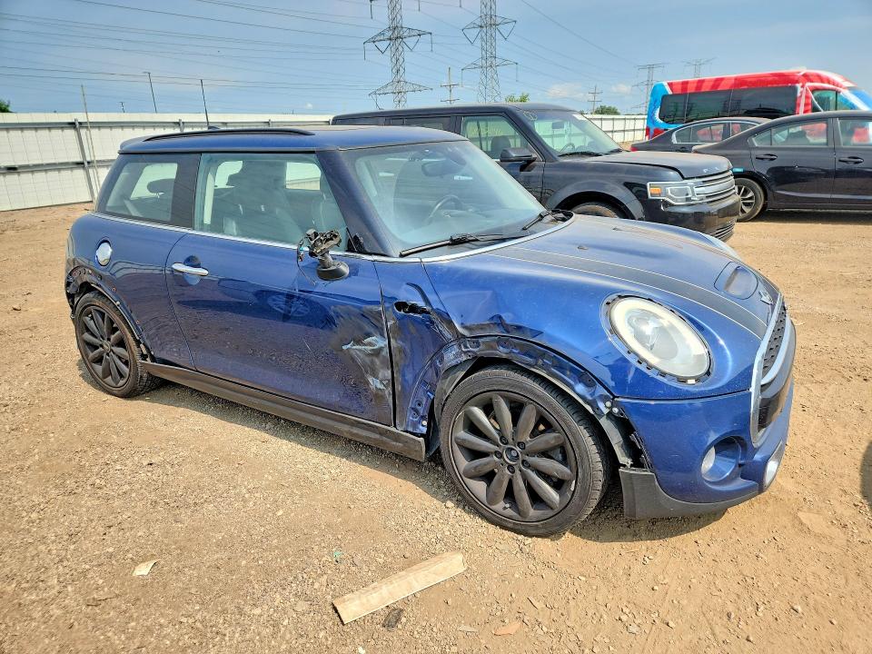 Снимка 4 от търг – 2015 MINI COOPER с VIN WMWXP7C54F2A60886