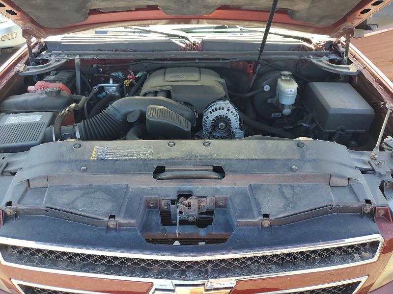 Photo 12 from auction – 2008 CHEVROLET SUBURBAN with VIN 1GNFC16J58J204071