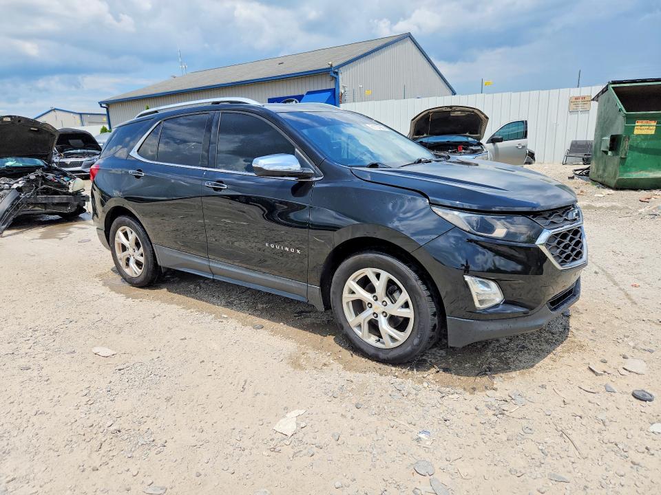 Photo 4 from auction – 2018 CHEVROLET EQUINOX with VIN 2GNAXMEV5J6230130