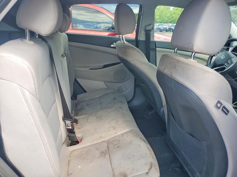 Photo 11 from auction – 2019 HYUNDAI TUCSON with VIN KM8J2CA49KU857605